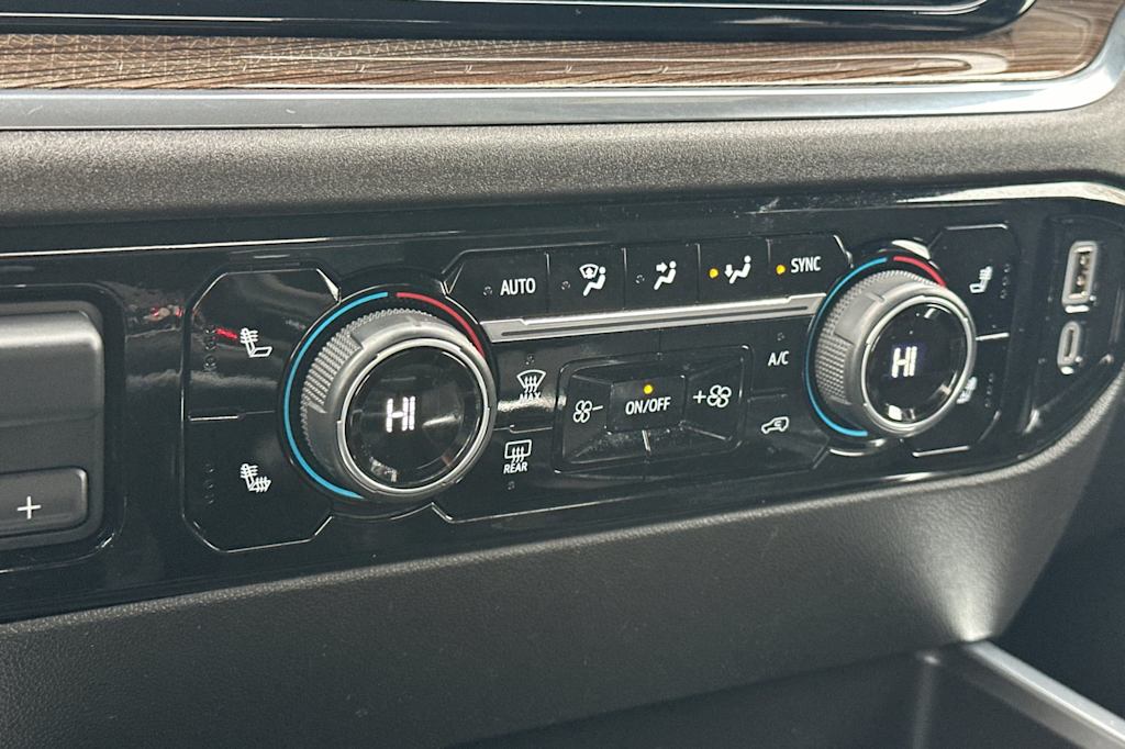 Thumbnail: 2023 Chevrolet Silverado 1500 - 24