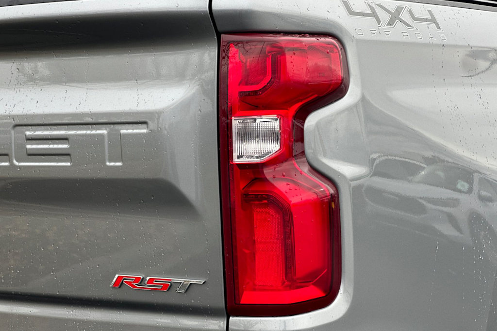 Thumbnail: 2023 Chevrolet Silverado 1500 - 28