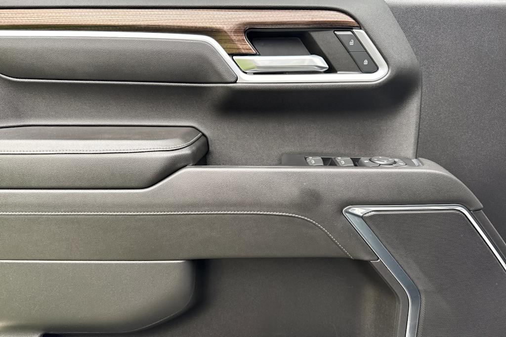 Thumbnail: 2022 Chevrolet Silverado 1500 - 19