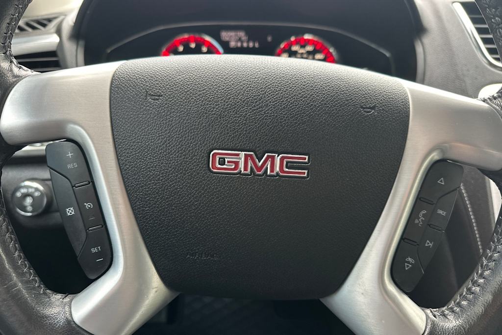 Thumbnail: 2014 GMC Acadia - 26