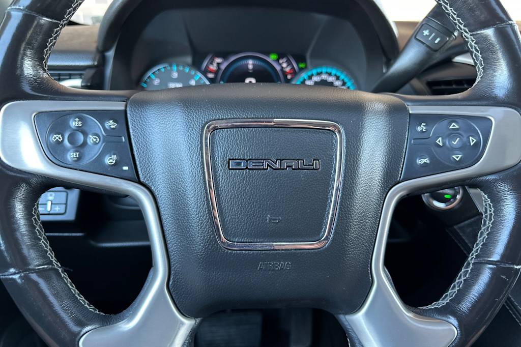 Thumbnail: 2018 GMC Yukon - 28