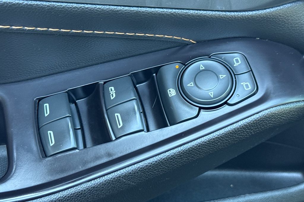 Thumbnail: 2020 Chevrolet Traverse - 22