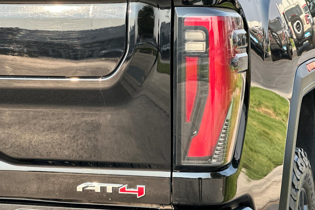 Thumbnail: 2024 GMC Sierra 2500 - 27