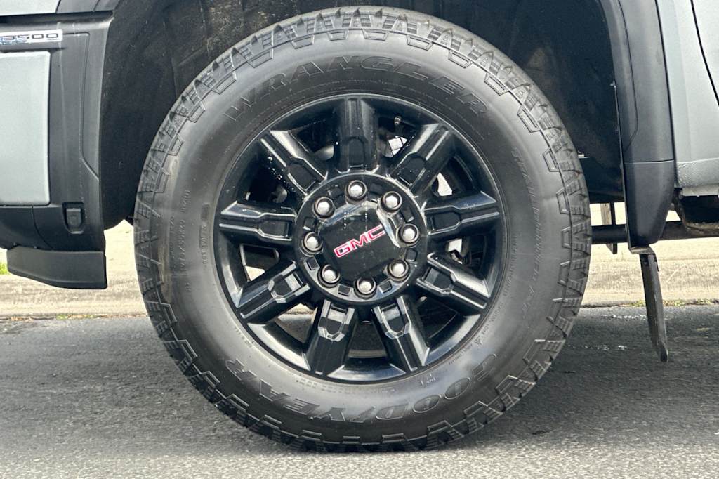 Thumbnail: 2026 GMC Sierra 3500 - 7