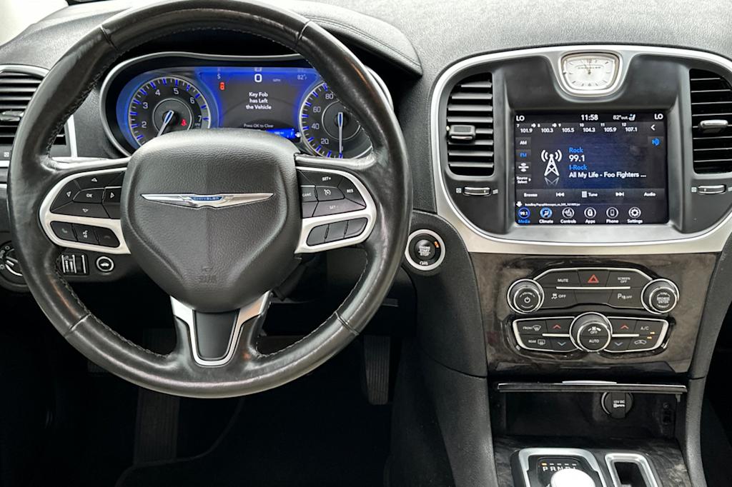 Thumbnail: 2021 Chrysler 300 - 8