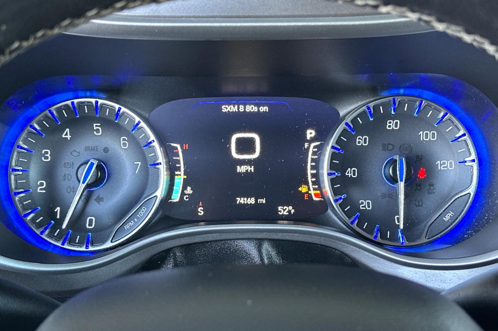 2021 Chrysler Pacifica Touring L 14