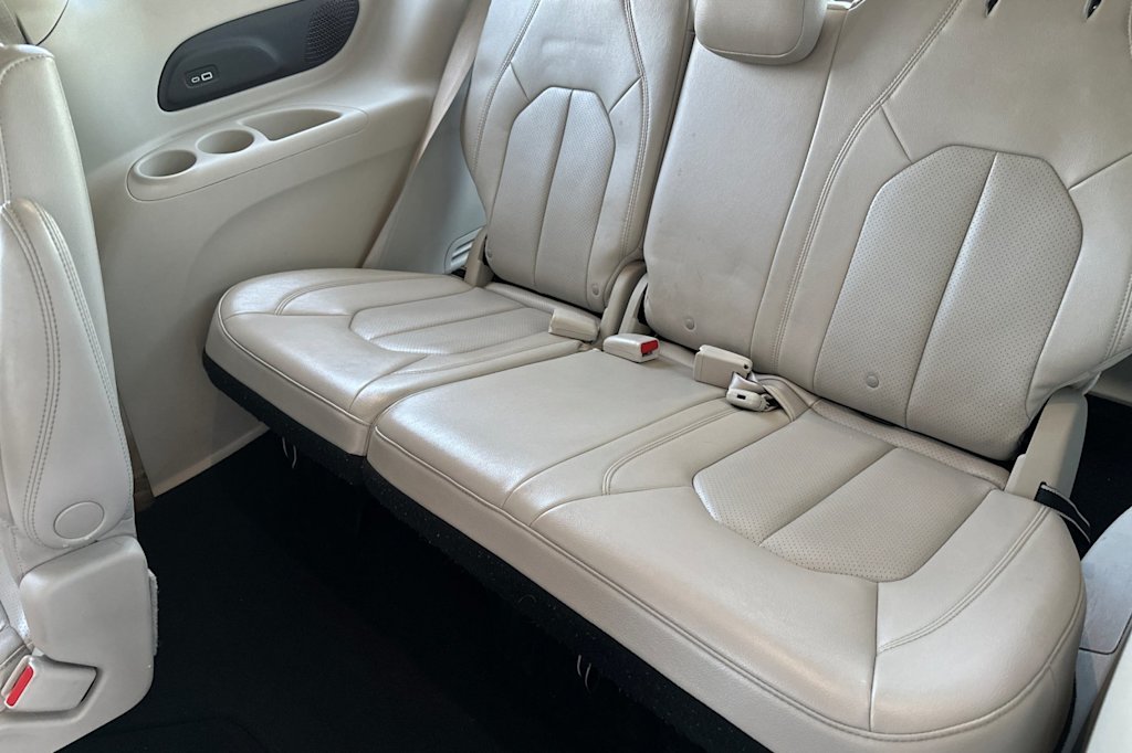 2021 Chrysler Pacifica Touring L 11