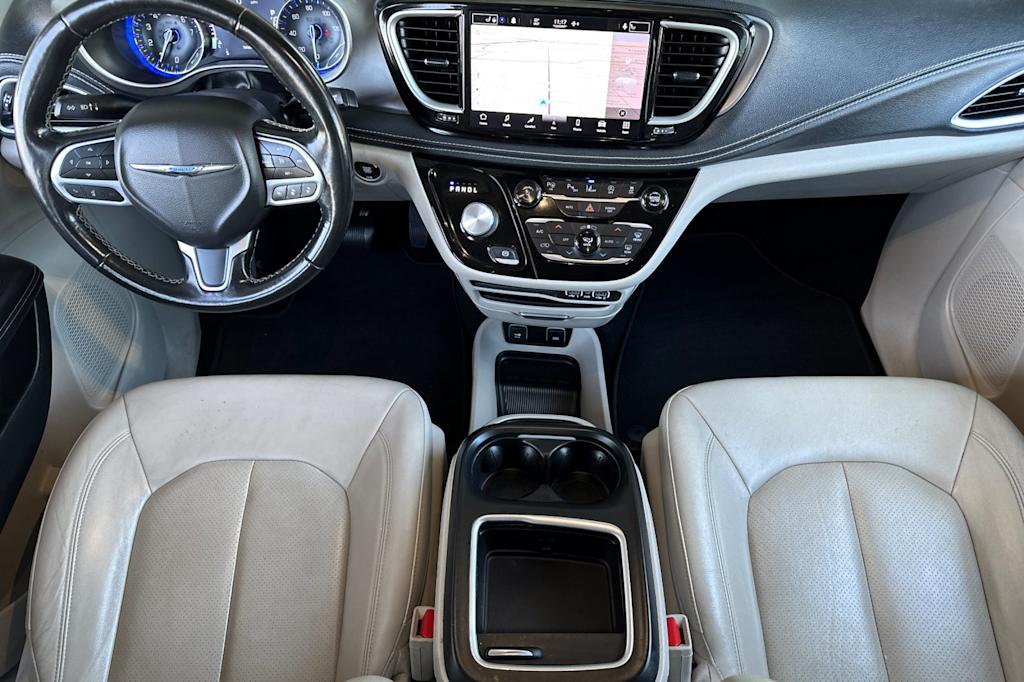 2021 Chrysler Pacifica Touring L 2