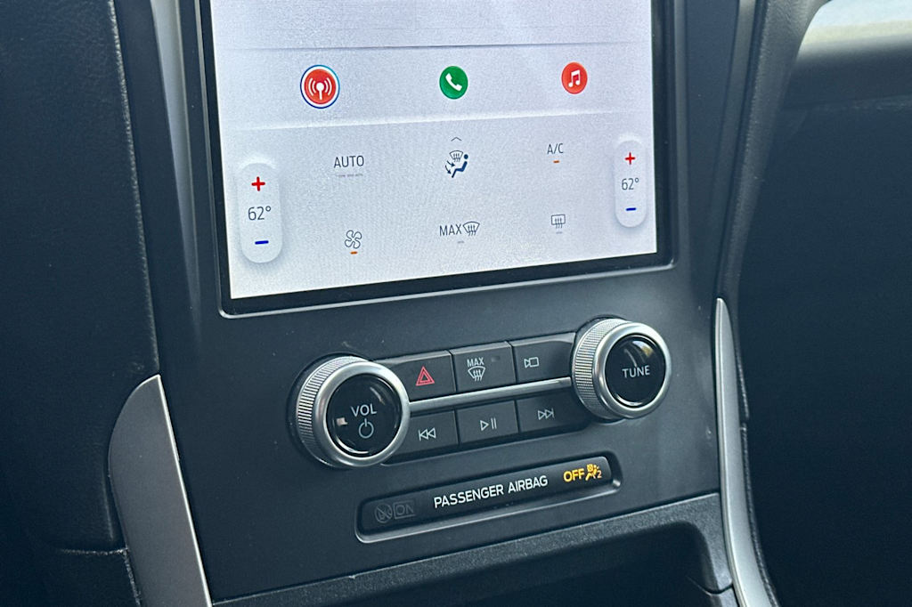 Thumbnail: 2022 Ford Edge - 24