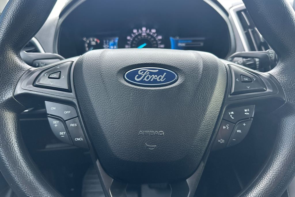 Thumbnail: 2022 Ford Edge - 26