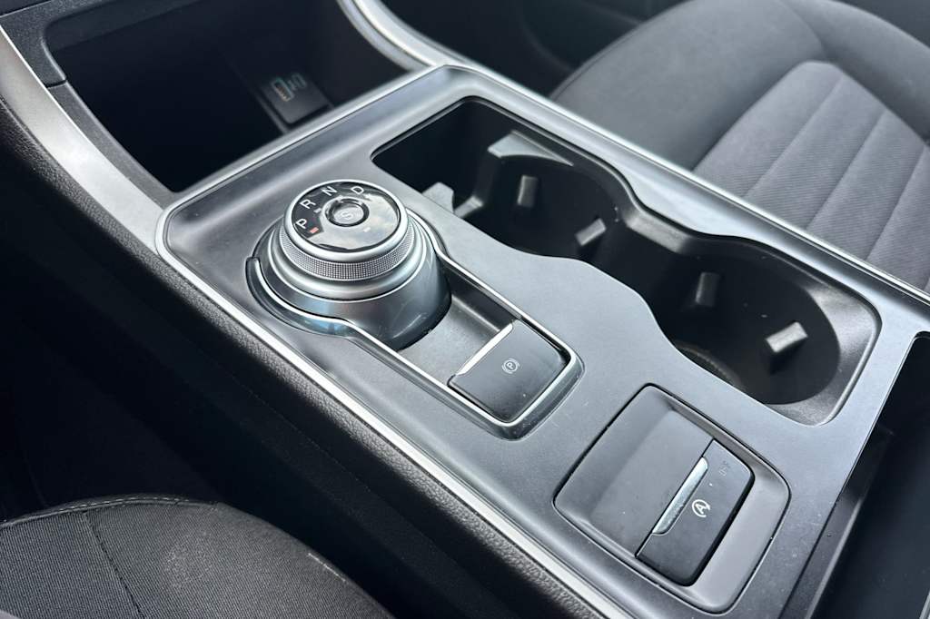 Thumbnail: 2022 Ford Edge - 13