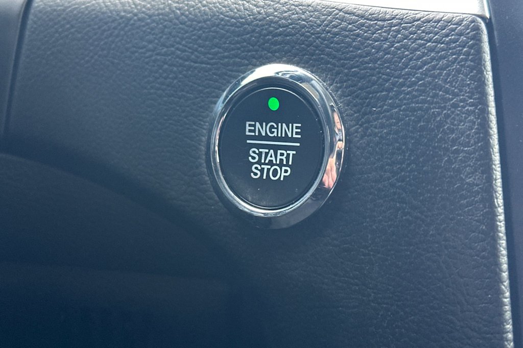 Thumbnail: 2022 Ford Edge - 25