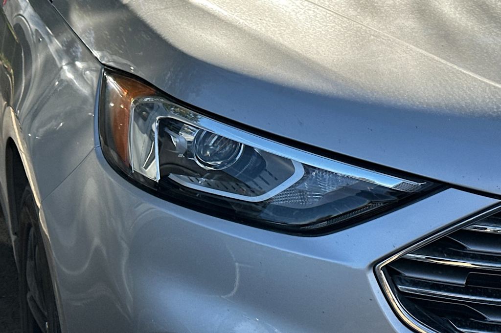 Thumbnail: 2019 Ford Edge - 10