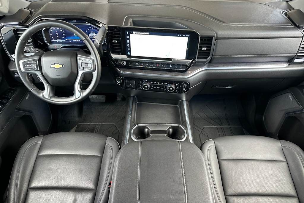Thumbnail: 2025 Chevrolet Silverado 3500 - 2