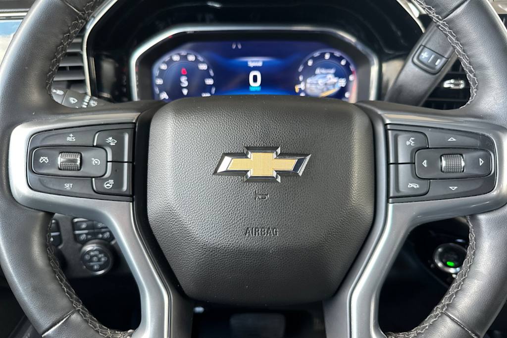 Thumbnail: 2025 Chevrolet Silverado 3500 - 26