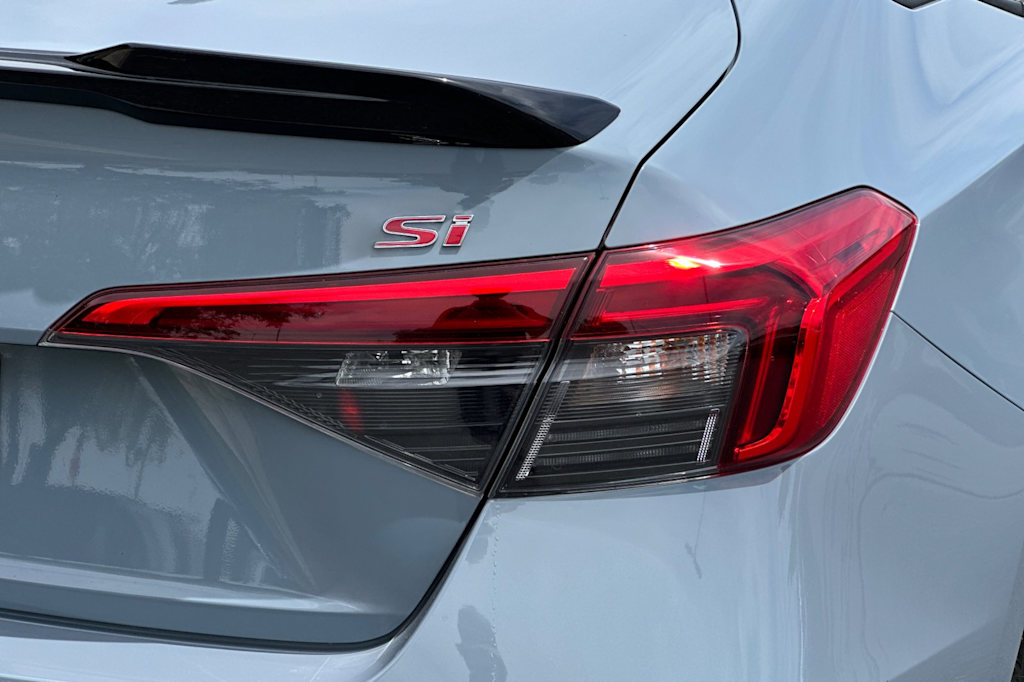Thumbnail: 2023 Honda Civic - 26