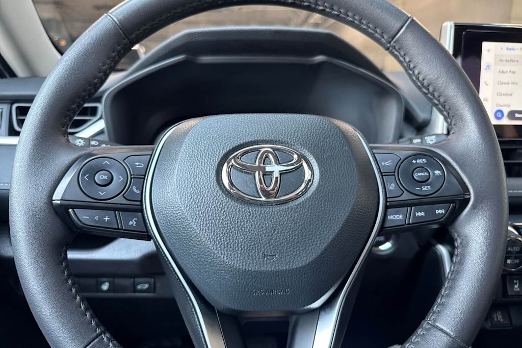 Thumbnail: 2025 Toyota RAV4 - 26