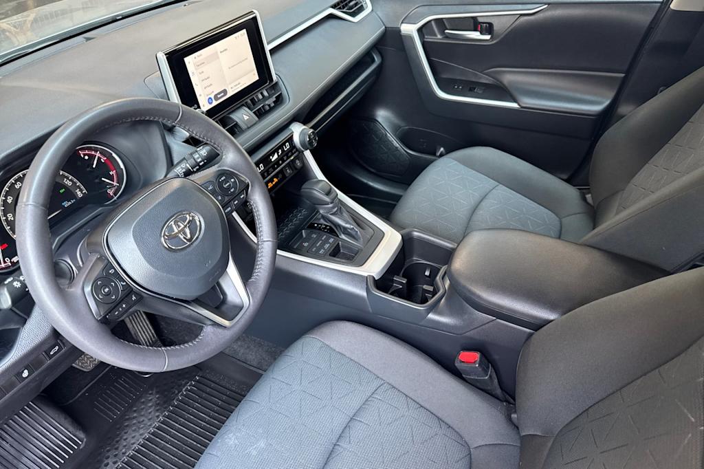 Thumbnail: 2025 Toyota RAV4 - 9