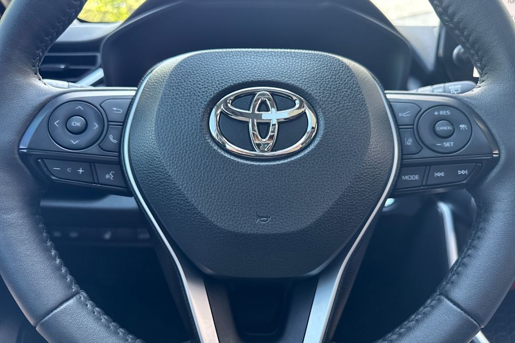 Thumbnail: 2023 Toyota RAV4 - 26