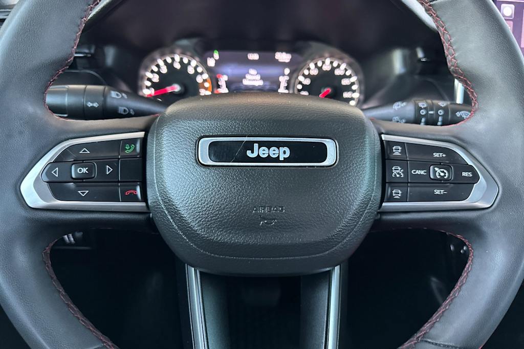 Thumbnail: 2023 Jeep Compass - 26