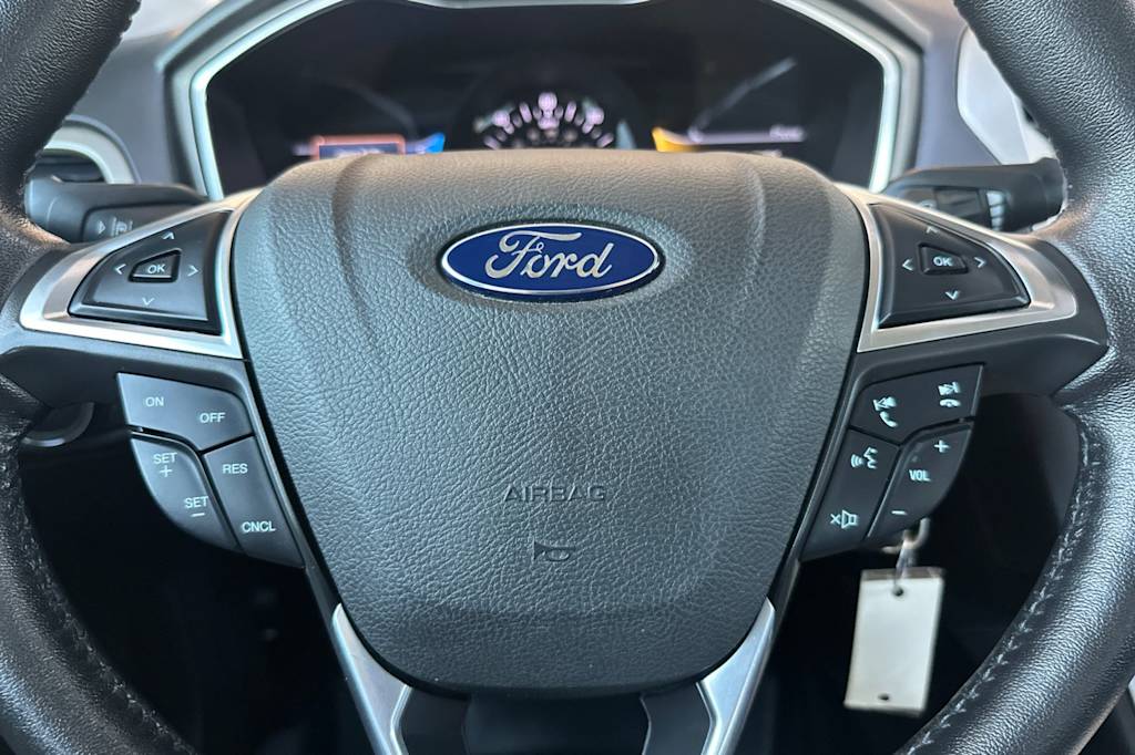 Thumbnail: 2016 Ford Fusion - 25