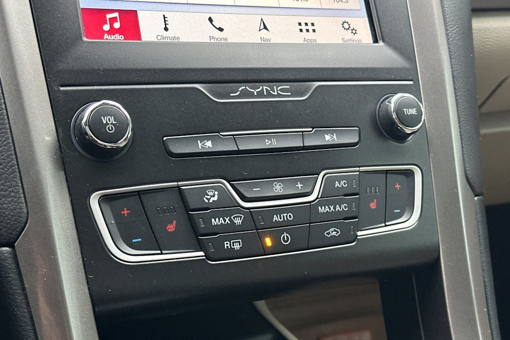 Thumbnail: 2019 Ford Fusion - 24