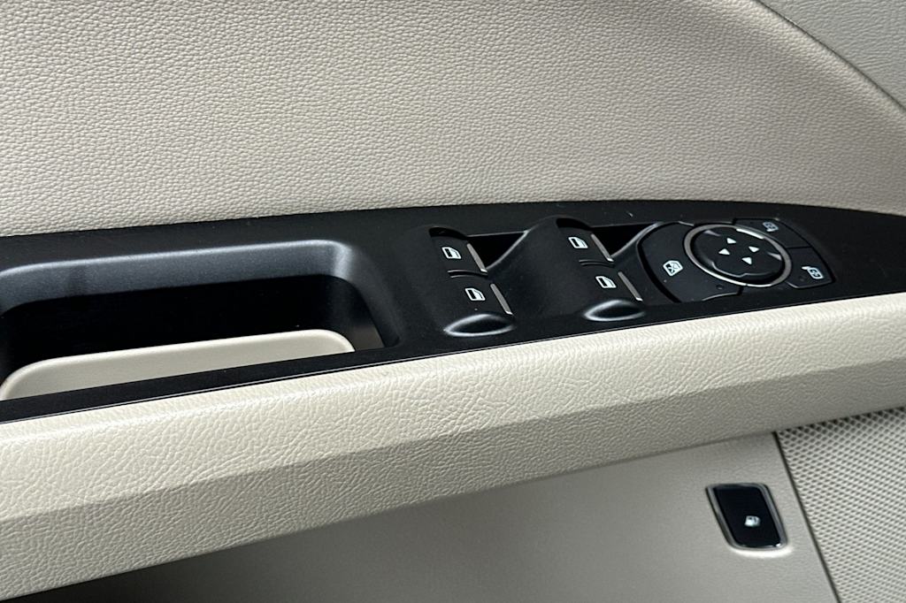 Thumbnail: 2019 Ford Fusion - 20