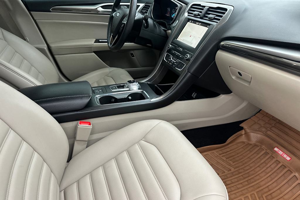 Thumbnail: 2019 Ford Fusion - 9