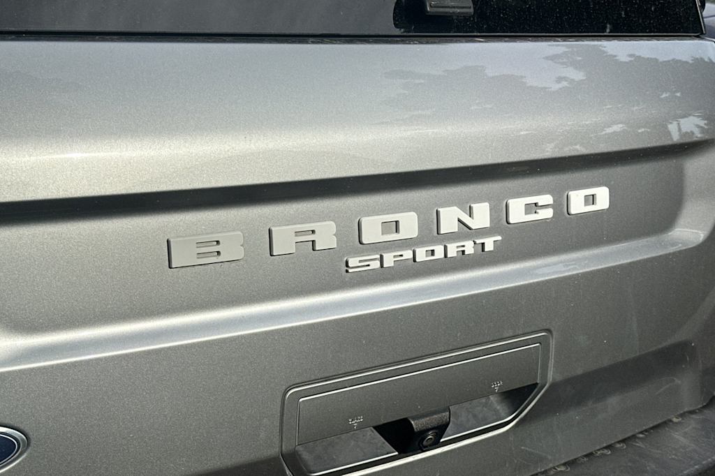 Thumbnail: 2022 Ford Bronco Sport - 11