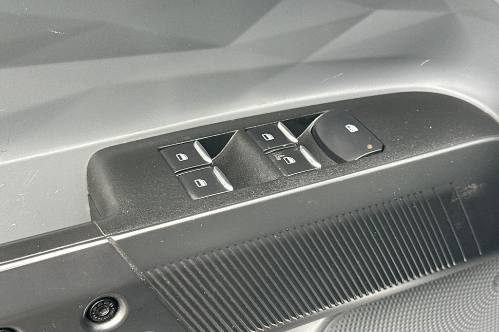 Thumbnail: 2022 Ford Maverick - 19