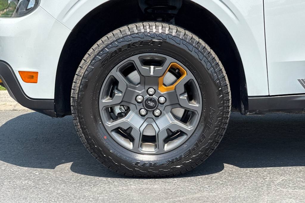 Thumbnail: 2023 Ford Maverick - 7