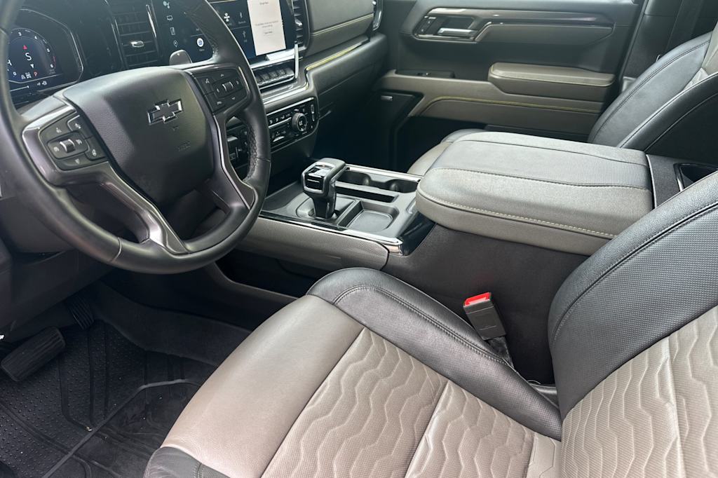 Thumbnail: 2024 Chevrolet Silverado 1500 - 8