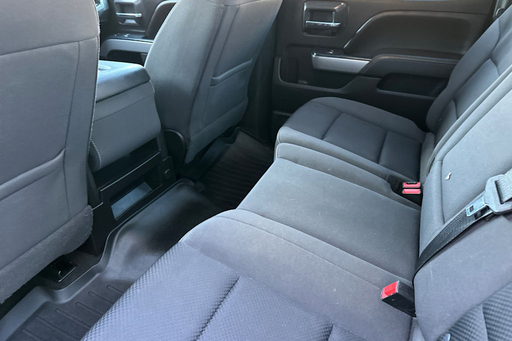 Thumbnail: 2018 Chevrolet Silverado 1500 - 11