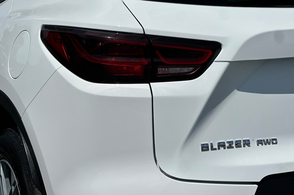 Thumbnail: 2025 Chevrolet Blazer - 28