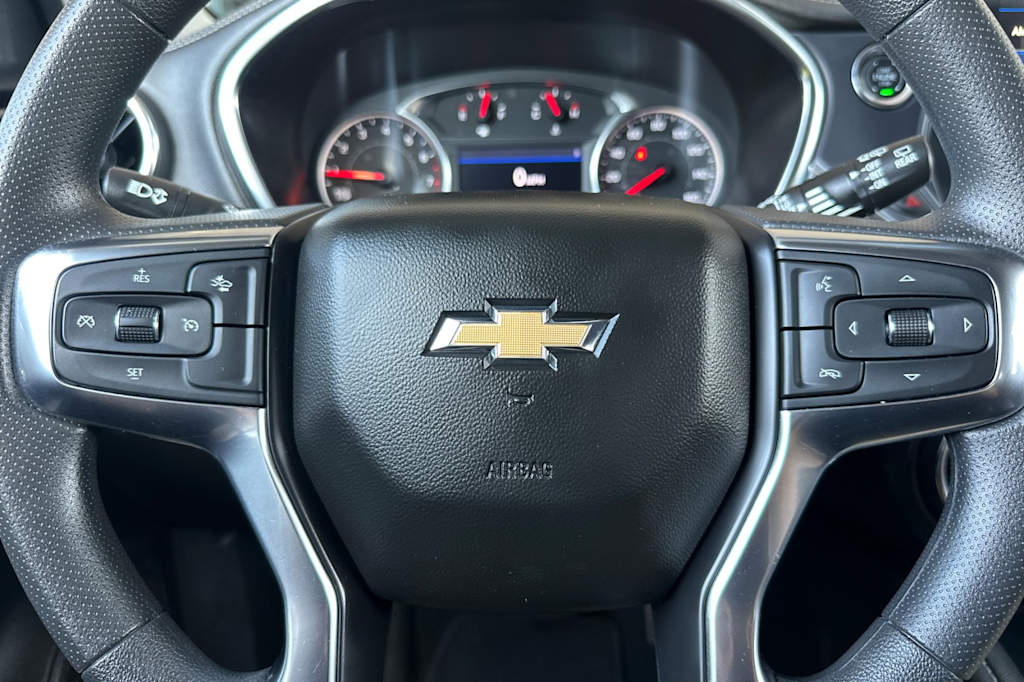 Thumbnail: 2025 Chevrolet Blazer - 26