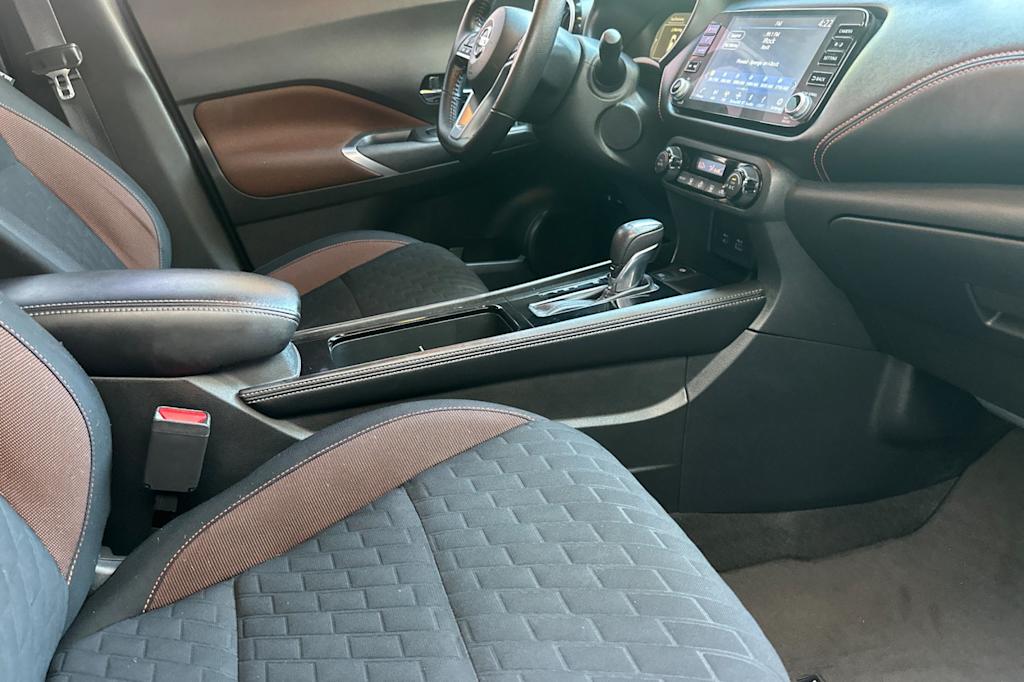Thumbnail: 2021 Nissan Kicks - 10
