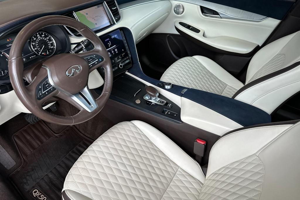 Thumbnail: 2019 INFINITI QX50 - 8