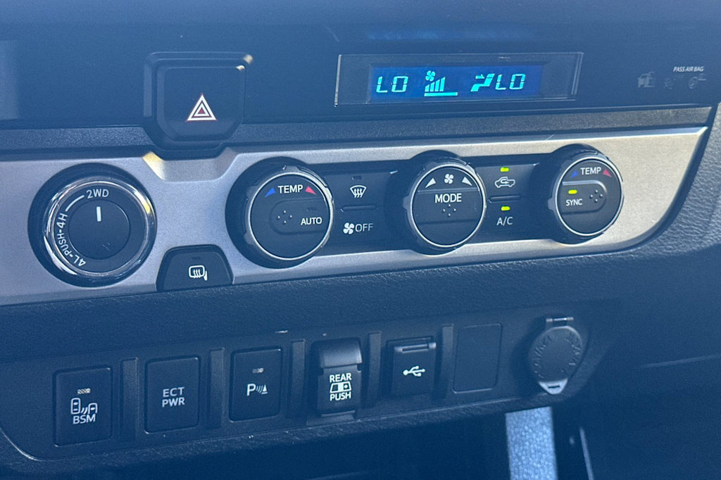 Thumbnail: 2023 Toyota Tacoma - 24