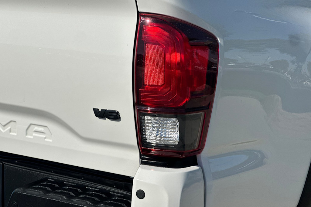 Thumbnail: 2023 Toyota Tacoma - 28