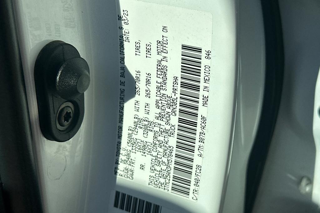 Thumbnail: 2023 Toyota Tacoma - 14