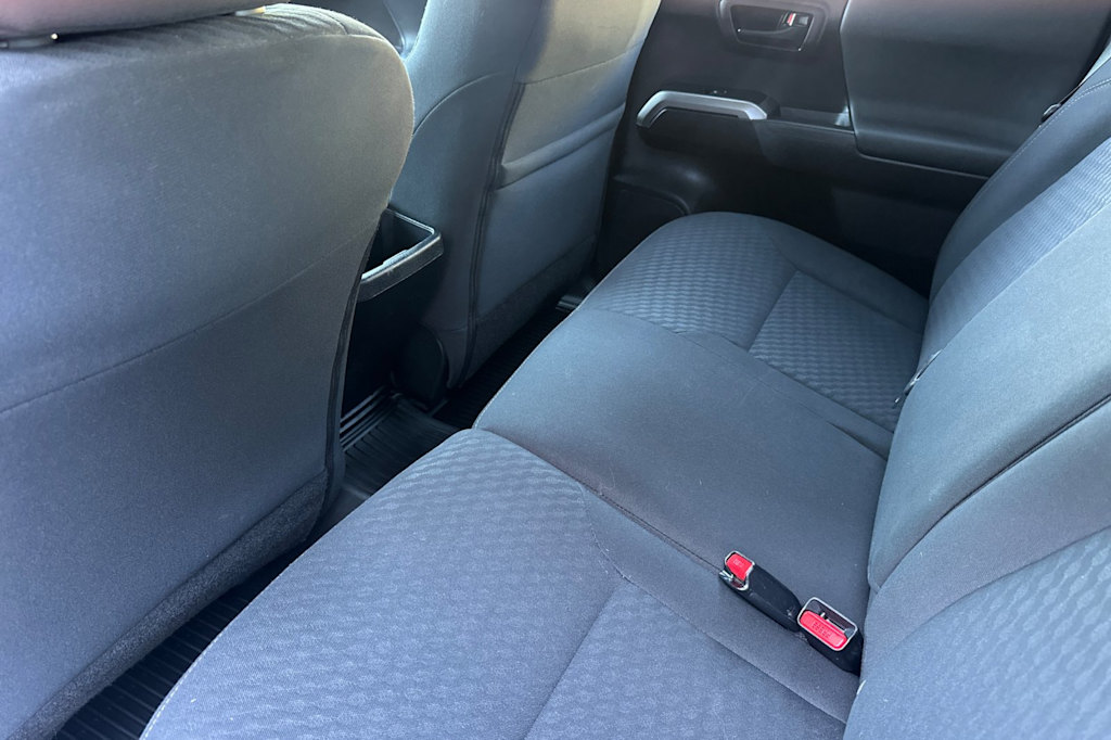 Thumbnail: 2023 Toyota Tacoma - 10