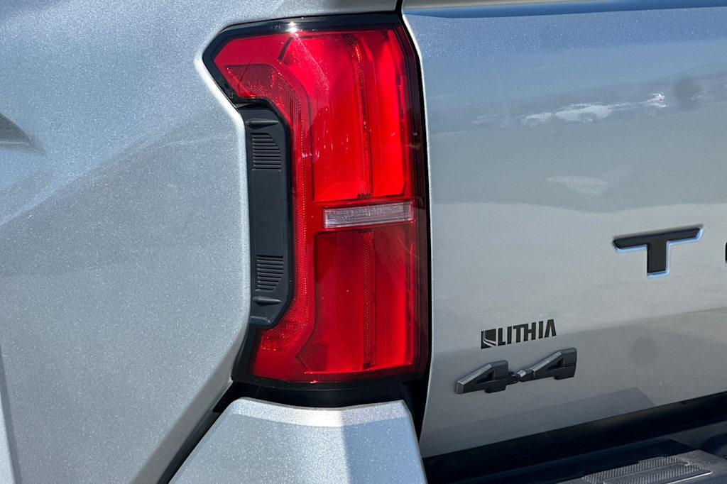 Thumbnail: 2024 Toyota Tacoma - 27