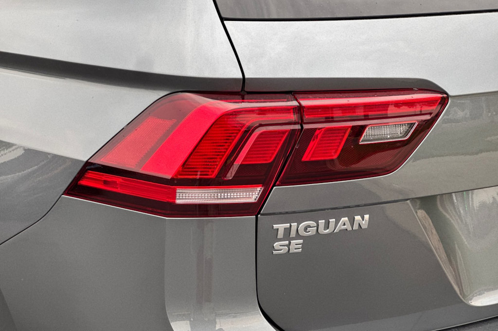 Thumbnail: 2020 Volkswagen Tiguan - 28