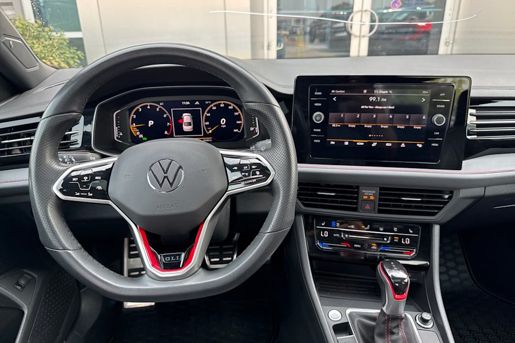 Thumbnail: 2025 Volkswagen Jetta - 11