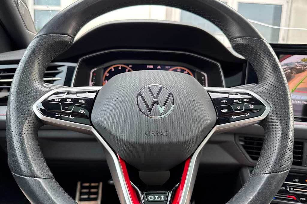 Thumbnail: 2025 Volkswagen Jetta - 12