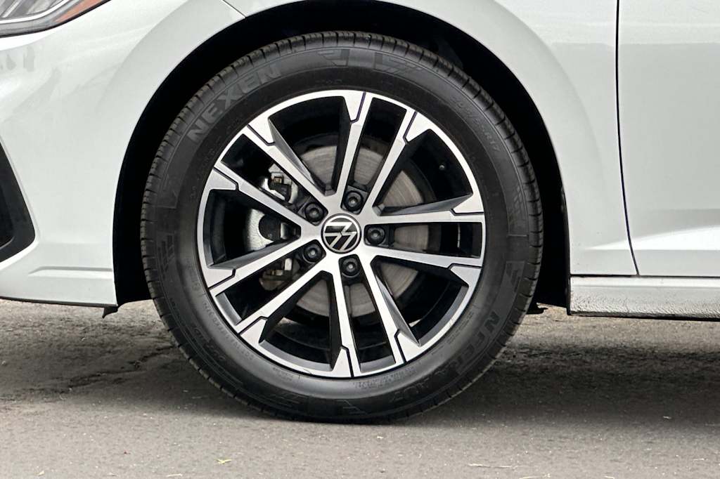 Thumbnail: 2025 Volkswagen Jetta - 7
