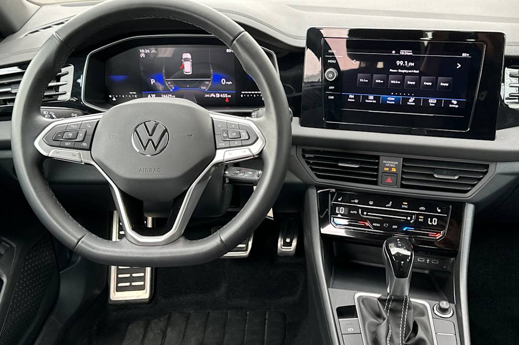 Thumbnail: 2025 Volkswagen Jetta - 11