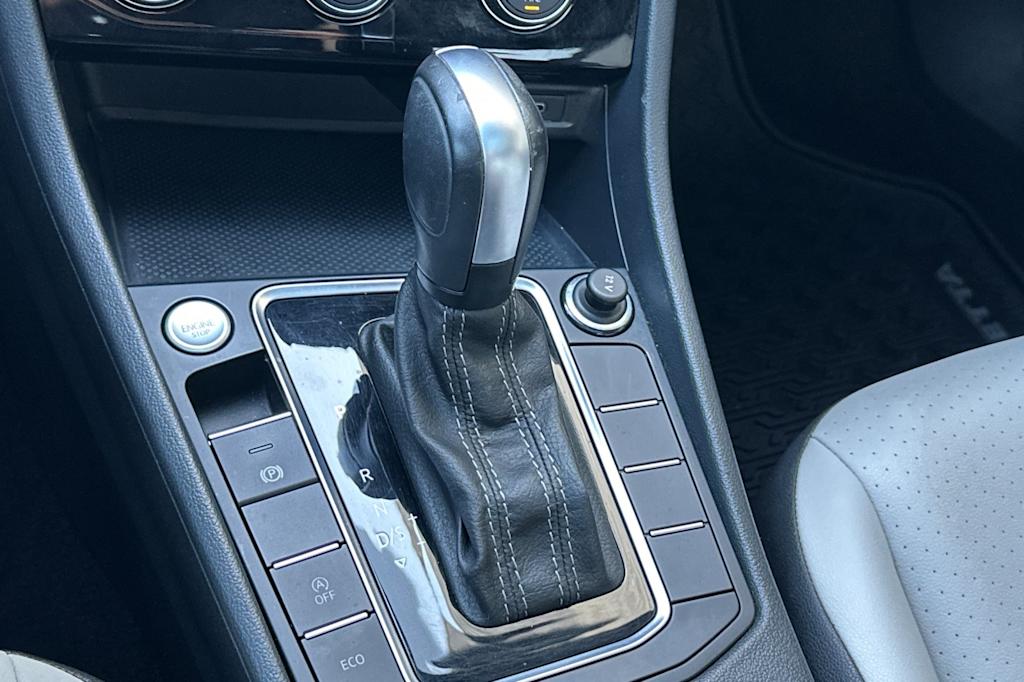 Thumbnail: 2020 Volkswagen Jetta - 14