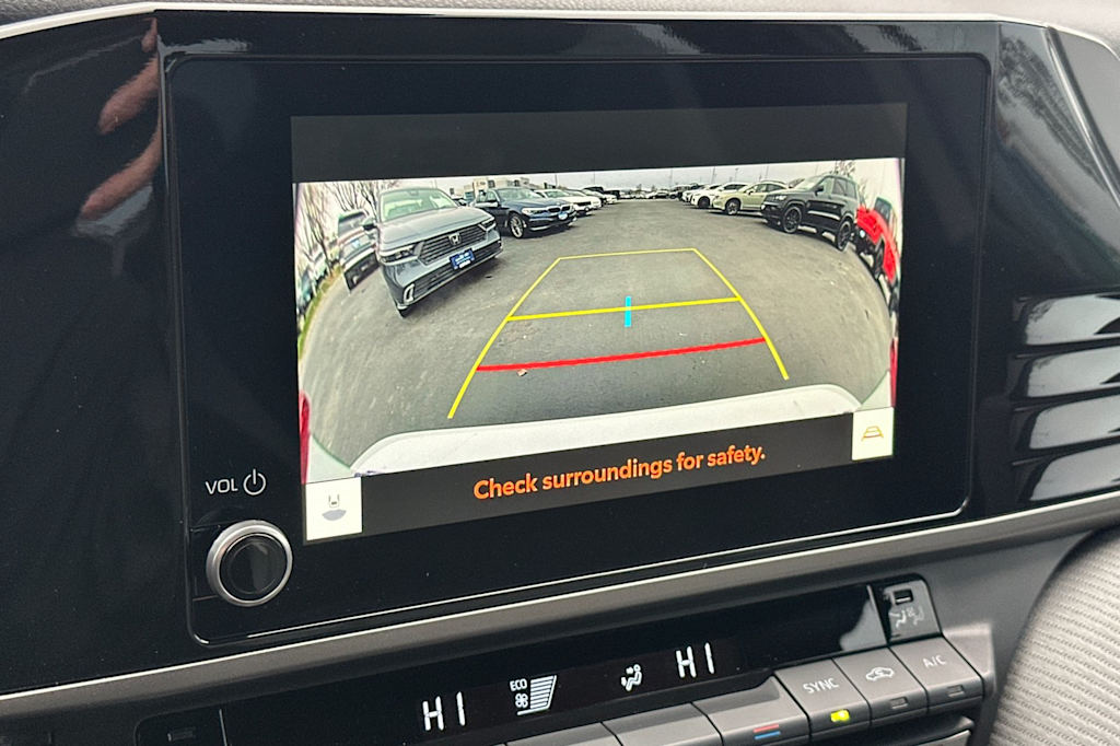 Thumbnail: 2025 Toyota Camry - 22