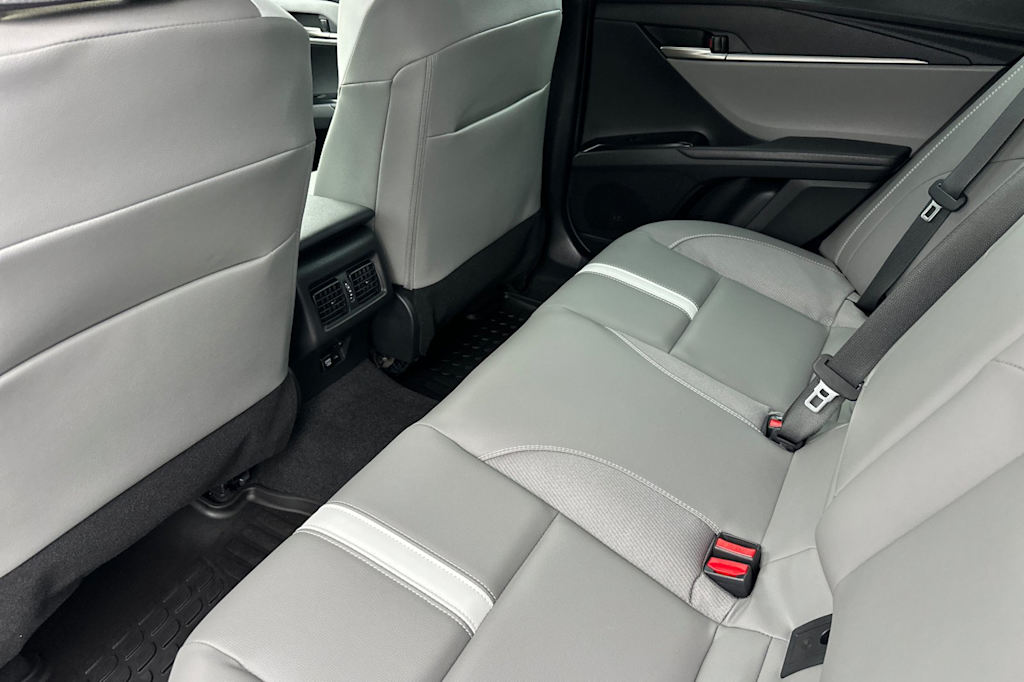 Thumbnail: 2025 Toyota Camry - 11